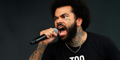 Glastonbury Berguncang: Bob Vylan Teriakkan ‘Free Palestine’ Usai BBC Sensor Kneecap”