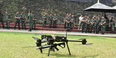 Uji Coba Drone Tempur di Markas Petarung Marinir Cilandak