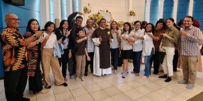 Perayaan 25 Tahun Hidup Membiara Romo Arsenius Viccar CSE Digelar di Lembah Karmel