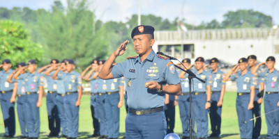 Dansatkat Koarmada III Tekankan Larangan Judi Online dan Pinjaman Online kepada Prajurit