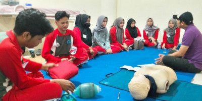 Unimus Gelar Pelatihan BTCLS 118 untuk Cetak Tenaga Kesehatan Tanggap Darurat