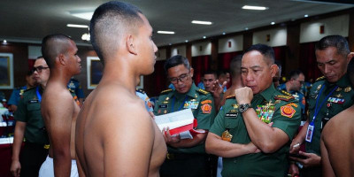 Panglima TNI Pimpin Sidang Pantukhir Pusat Penerimaan Taruna Akademi TNI TA 2025