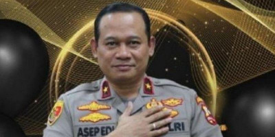 Komjen Dedi Prasetyo Ditunjuk Jadi Wakapolri, Irjen Asep Jabat Kapolda Metro Jaya