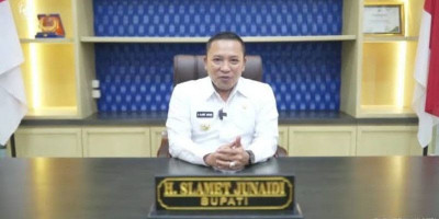 MAI Macan Asia Pasang Badan Bela Slamet Junaidi