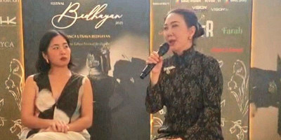 Air Mata Aylawati untuk Cinta pada Bedhayan