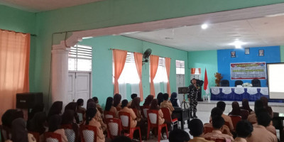 TMMD 125 Kodim 1506/Namlea Memberikan Materi Wawasan Kebangsaan Kepada Generasi Muda Namrole