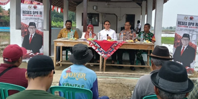 Prof. Rokhmin Dahuri Temui Petani Cirebon: Serap Aspirasi, Perjuangkan Kebutuhan Alsintan