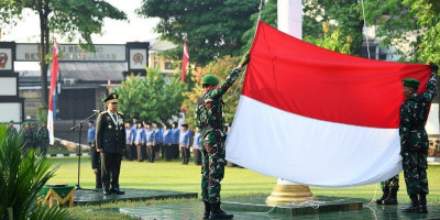 Pusterad Teguhkan Semangat Nasional di HUT ke-80 RI
