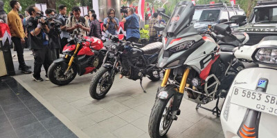 KPK Sita 22 Kenderaan Terdiri dari 15 Mobil Mewah dan 7 Motor 