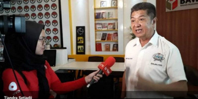 Ekonom Andy Usulkan Partisipasi Sukarela Konglomerat Bantu Negara Hadapi Krisis