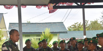 Usai Upacara Bendera, Dandim 1710/Mimika Beri Pengarahan Personel dan PNS Kodim