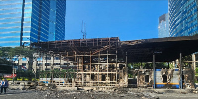 Jalan Tol Cawang-Tomang-Pluit Ditutup, Imbas Tujuh Gerbang Tol Dibakar Massa