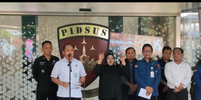 Kejagung Tetapkan Nadiem Makarim Tersangka Kasus Korupsi Laptop Rp1,98 Triliun