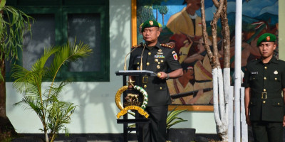 Danrem 083/Bdj Serahkan Tongkat Komando kepada Tiga Pejabat Baru