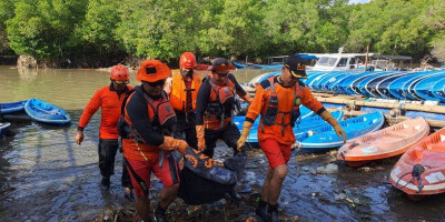 Empat Korban Banjir Bali Ditemukan di Muara Tukad Badung