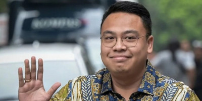 Dilantik Jadi Kepala Badan Komunikasi Pemerintah, Angga Diminta Mundur dari Wamen Komdigi