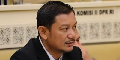 Kepala SMPN 1 Prabumulih Batal Dicopot, Komisi II DPR: Jangan Ada Lagi Kepala Daerah yang Arogan
