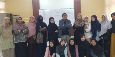Sejak Reformasi 1998 Pemerintah Tidak Mau Menggratiskan Pendidikan Total