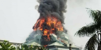 Masjid Terbakar, Pegawai Disingkirkan, Jakarta Islamic Centre di Persimpangan Jalan?