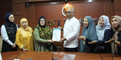 Indah Kirana Atal S. Depari: PWI Sudah Bersatu, IKWI Juga Harus Bersatu