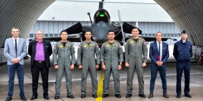 Empat Pilot TNI AU Raih Sertifikasi Terbang Solo Jet Rafale
