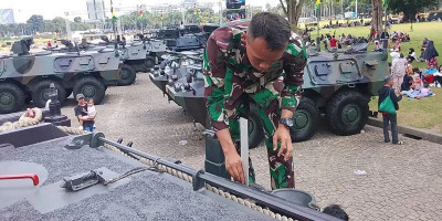 Yonranratfib 1 Marinir Optimalkan Kesiapan Ranpur Sambut HUT ke-80 TNI