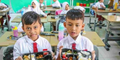 Komisi X DPR Yakin Presiden Cari Formula Terbaik untuk Pelaksanaan MBG di Sekolah
