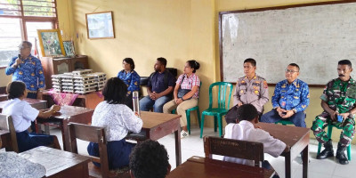 TNI Dukung Pemenuhan Gizi Anak Sekolah, Danramil Biak Kota Hadiri Launching MBG 