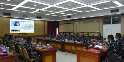 Pangkormar Pimpin Taklimat Akhir Audit Kinerja Itjenal Dilingkungan Korps Marinir