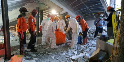 Lima Korban Kembali Ditemukan, Total 10 Jiwa Tewas di Runtuhan Ponpes Sidoarjo
