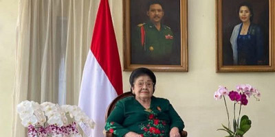 Ny. Karlinah Umar Wirahadikusumah, Istri Mendiang Wapres ke-4 RI, Wafat di Jakarta