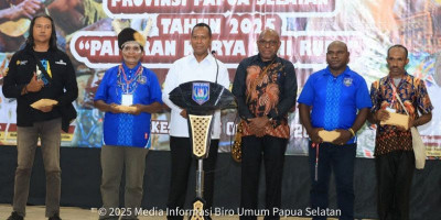 Pekan Kebudayaan Daerah Papua Selatan 2025 Resmi Ditutup, Gubernur Dorong Skala Event Lebih Besar
