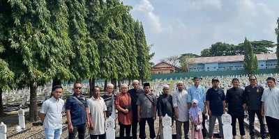 Sambut Hari Pahlawan, Eks Napiter Sumsel Tabur Bunga ke Taman Makam Pahlawan