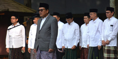 Gelar Peringatan HSN 2025, Rektor UIN Jakarta Harap Para Santri Terus Tingkatkan Ilmu dan Akhlak