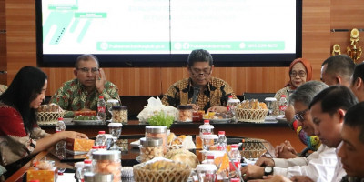 Bina Bangda Lakukan Monev Terpadu SPM di Bandung, Dorong Inovasi Daerah dalam Pelayanan Dasar