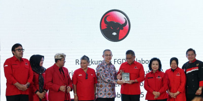 Dari Cirebon, PDIP Dorong Kebangkitan Ekonomi Maritim dan Desa Wisata Indonesia