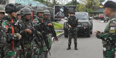 Yakinkan Situasi Tetap Kondusif, Dandim 1710/Mimika Pimpin Langsung Patroli Wilayah