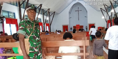 Sinergi TNI-Rakyat, Babinsa Biak Utara Hadiri Rapat Sidang Jemaat GKI Pniel