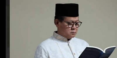 Inspirasi Prof. Rokhmin Dahuri: Makna Hidup dan Cahaya Ilahi Meniti Jalan Abadi