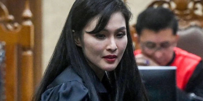 Di Balik Pencabutan Gugatan Sandra Dewi: Antara Taat Hukum dan Takut Terbuka Luka Lama