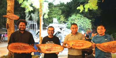 Wabup Biak dan Supiori Kunjungi Taman 