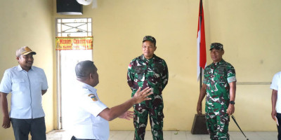 Irdam XVII/Cenderawasih Tinjau Rencana Pembangunan Yonif TP 859/RBK di Supiori