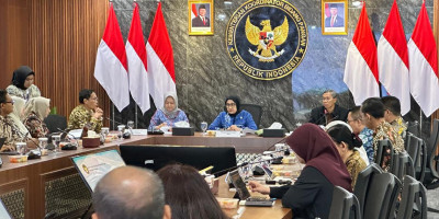 Rapat Pelaksana Harian Tim Koordinasi MBG Bahas Tiga Agenda Lintas K/L