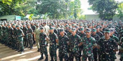 Wapang TNI Tinjau Yonif TP 899/BSG dan Pembangunan Koperasi Merah Putih 