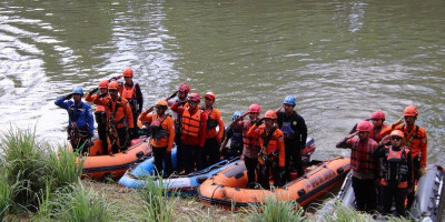Sambut Musim Penghujan, Batalyon B Pelopor PMJ Gelar Apel Kesiapan Hadapi Banjir
