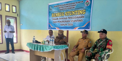 Cegah Stunting, Babinsa Koramil 1708-05/Numfor Hadiri Rembuk Stunting di Wilayah Binaan