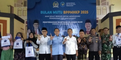 Dari Pesantren Al Muflihin Cirebon, Prof. Rokhmin Dahuri Gelorakan Kampanye Gemar Makan Ikan