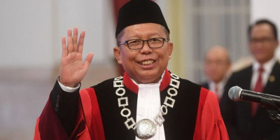 Dinamik Kekuasaan Dalam Bayang Isu Integritas