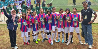 SDN Bidara Cina 03 Pagi Berpartisipasi dalam Festival Sepak Bola Putri U-12 di Jakarta