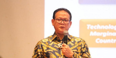 Renungan Jumat, Prof. Rokhmin Dahuri:  Tafakur Membawa Kesadaran dan Ketenangan Hidup